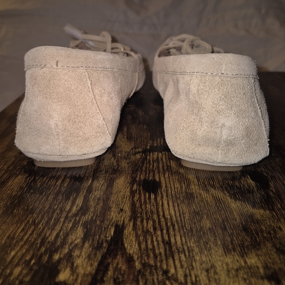 J.Crew Driving Loafer- NWOBox|Beige Suede| Size 7 - Picture 5 of 8